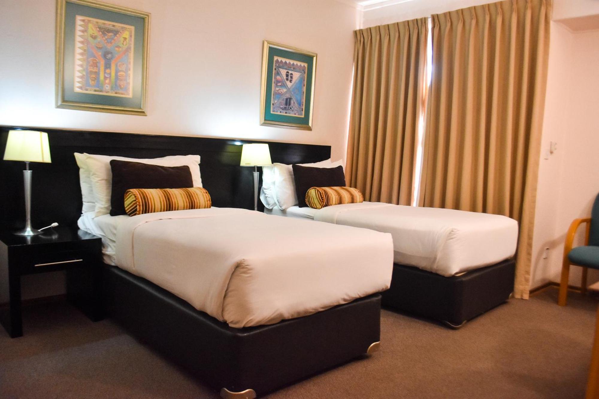 Selebi-Phikwe Cresta Bosele Hotel מראה חיצוני תמונה